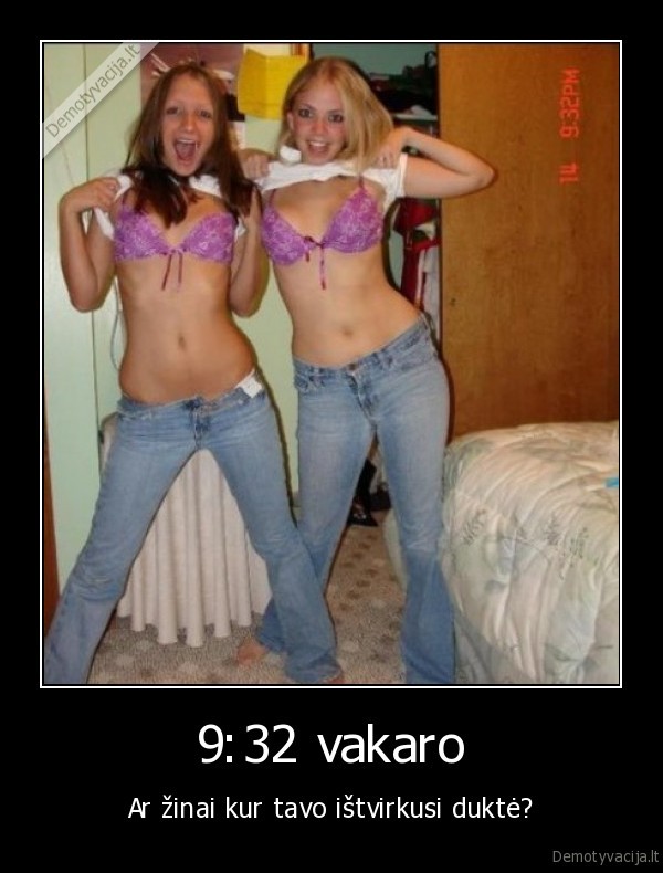 9:32 vakaro