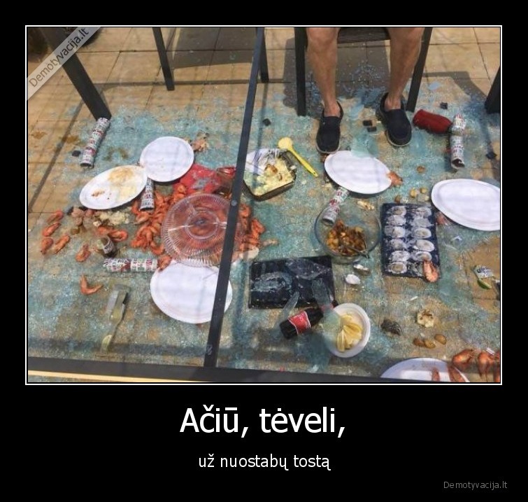 valio,tostas,stiklas,duzo,stalas