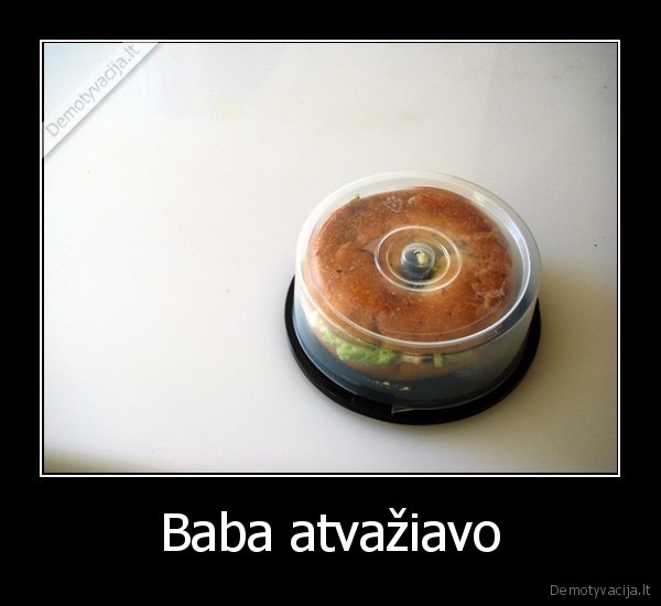 Baba atvažiavo