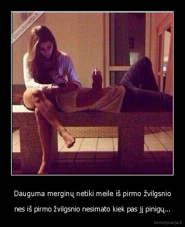 pinigai,merginos