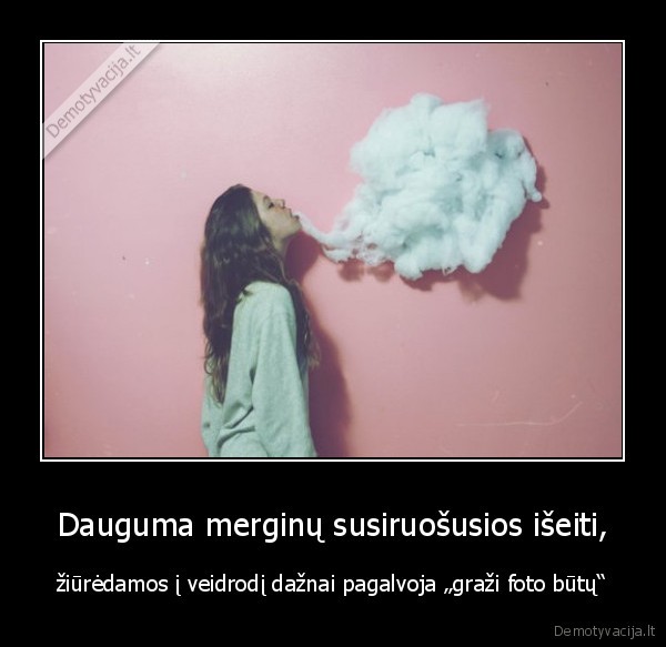 merginos,nuotrauka,veidrodis