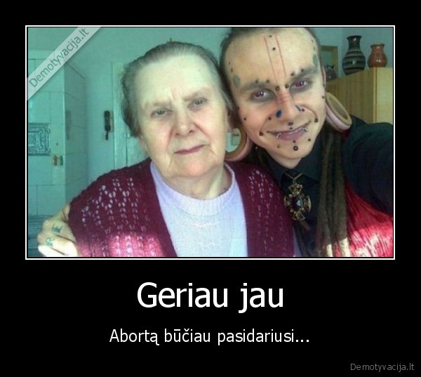 sunus, keistas,debilas,tatuiruotes