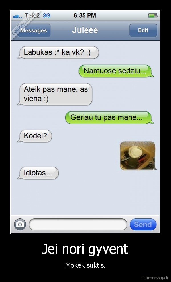 indai,vienas,namuose,plauti