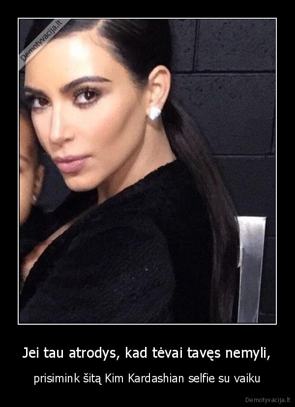 vaikas,kim,kardashian,selfie