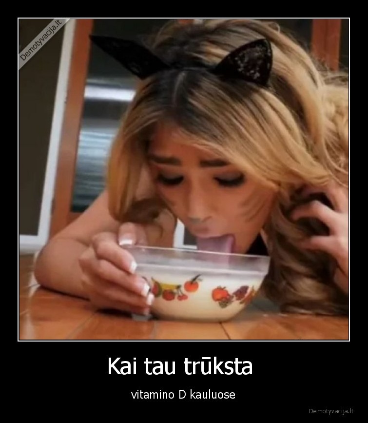 katyte,mergina,laka,piena,pienas