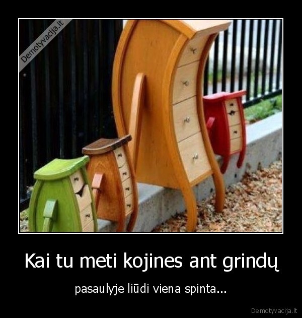 spinta,kojine,mesti