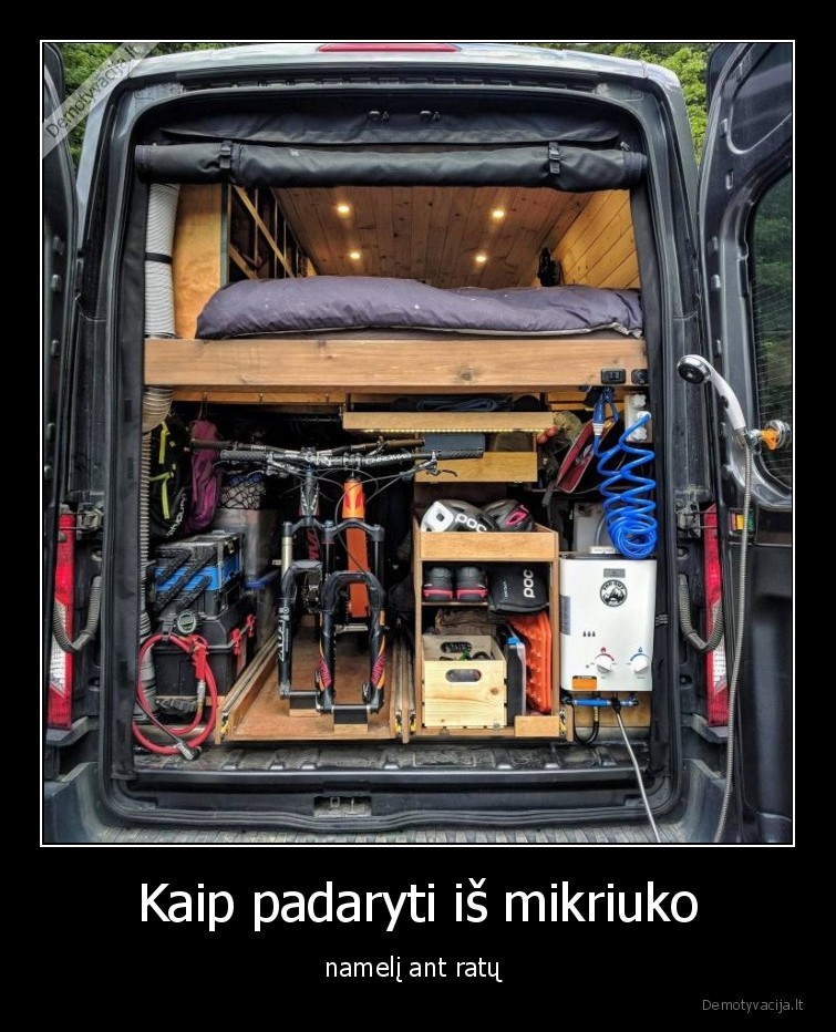 mikriukas,namai,ratai