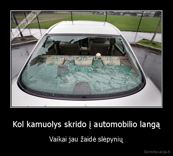 automobilis,langas,beisbolas,zaidimai
