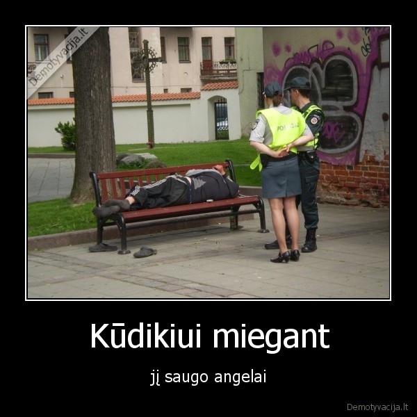 Kūdikiui miegant