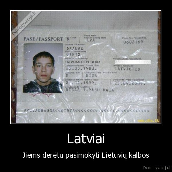 latviai