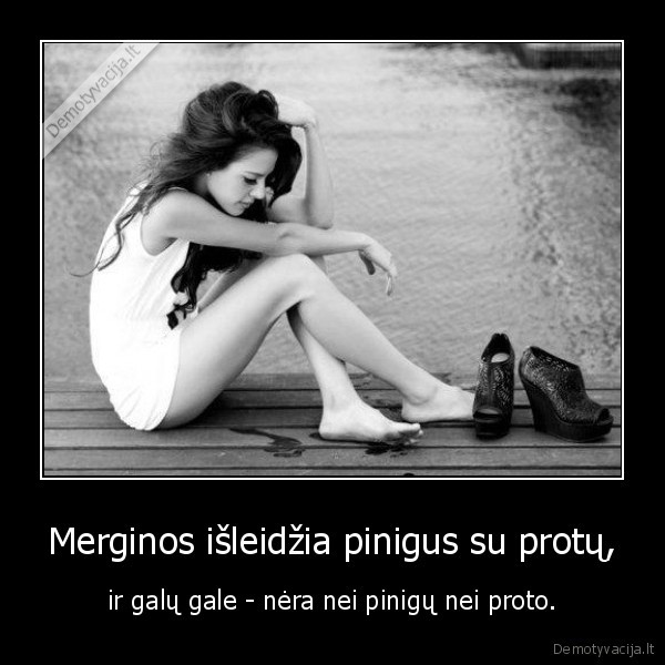 Merginos išleidžia pinigus su protų,