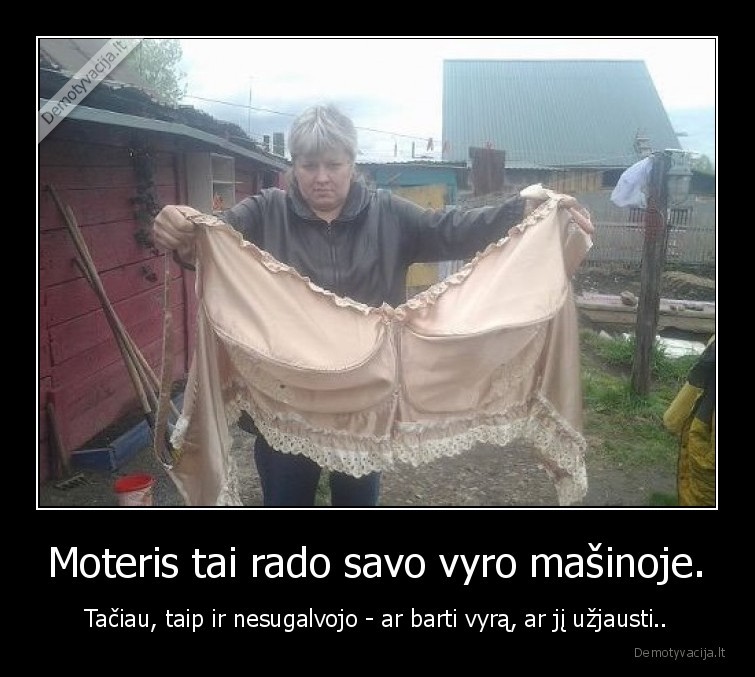 moteris,vyras,rubai,rado, masinoje,barti,uzjausti,santykiai