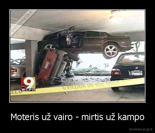 moterys, avarija