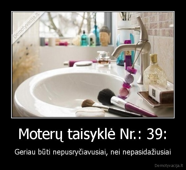 moteris,dazosi,makiazas