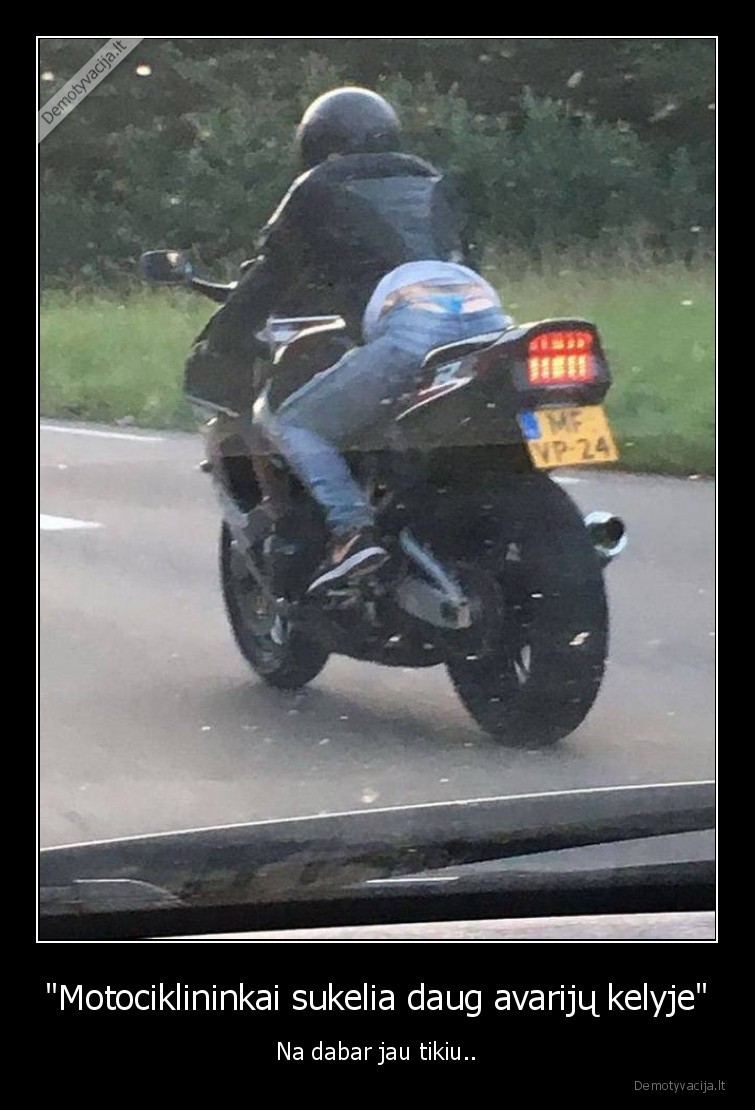 motociklininkai,kelyje,avarijos,apatiniai,merginos