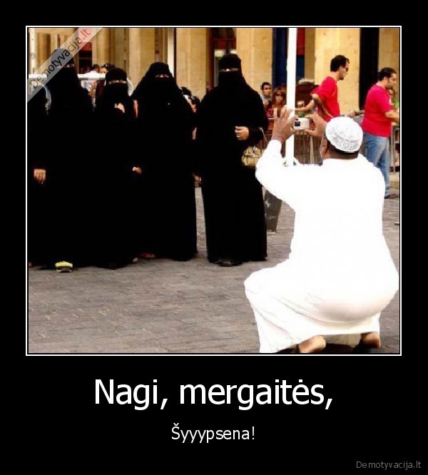 Nagi, mergaitės,