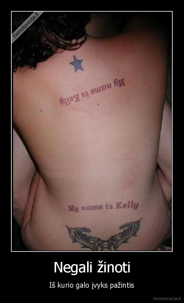 nuoga, merga,tatuiruotes,vardas