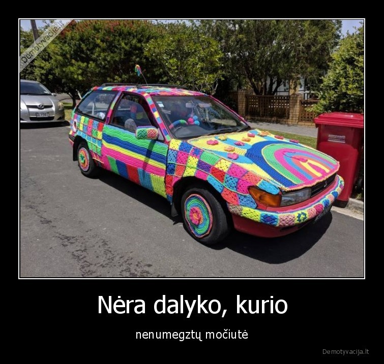 mociute,mezga,apdaila,masina
