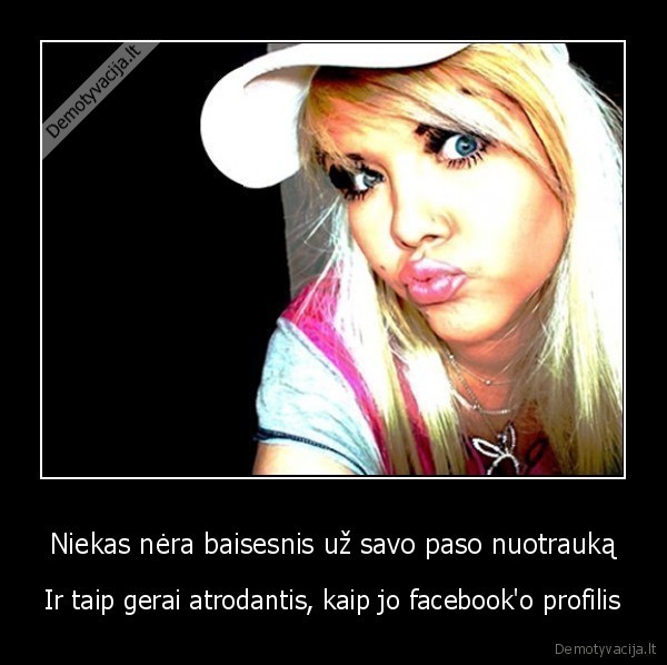 Niekas nėra baisesnis už savo paso nuotrauką