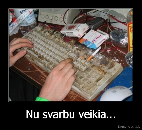 klaviatura,ruko,apdegusi, klaviatura,dirba