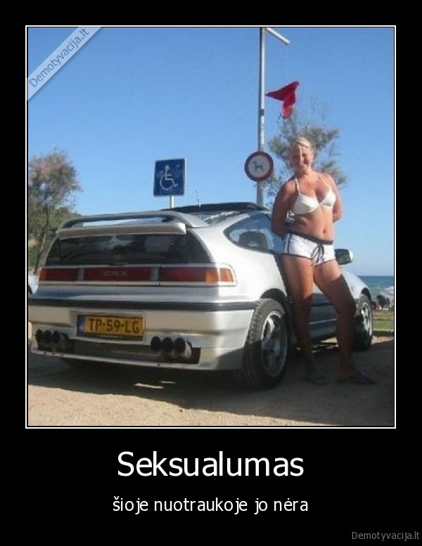 seksualumas,pusnuoge, moteris,negrazi, moteris