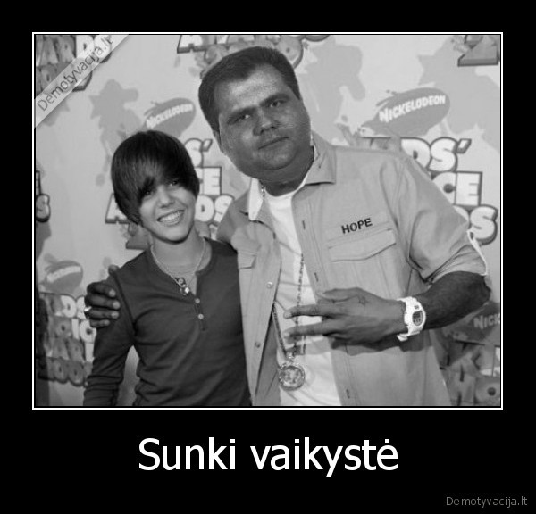 Sunki vaikystė
