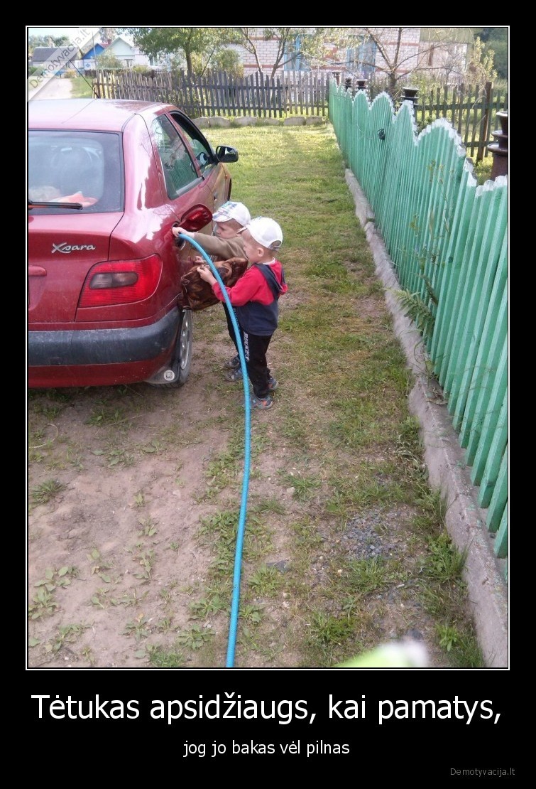 tetukas,bakas,automobilis,kuras,vaikai,tevai,fail