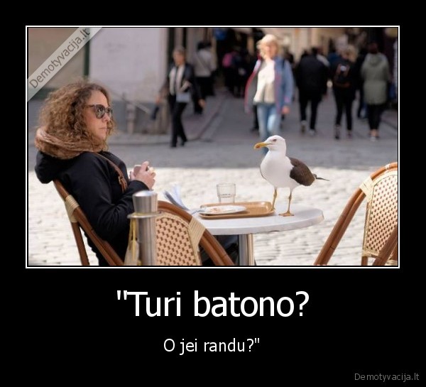 zuvedra,paukstis,batonas