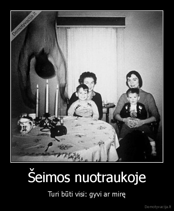 Šeimos nuotraukoje