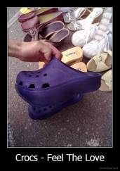 Crocs - Feel The Love - 