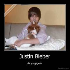 Justin Bieber - Ar jis gėjus?