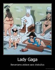 Lady Gaga - Benamiams atidavė savo drabužius