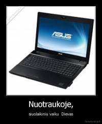 Nuotraukoje, - siuolaikiniu vaiku  Dievas