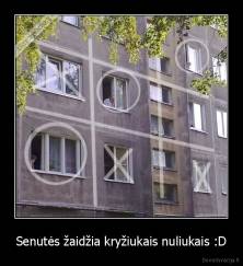 Senutės žaidžia kryžiukais nuliukais :D - 