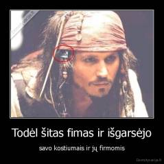 Todėl šitas fimas ir išgarsėjo - savo kostiumais ir jų firmomis