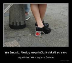 Yra žmonių, tiesiog negalinčių išsiskirti su savo - augintiniais. Net ir auginant žuvytes